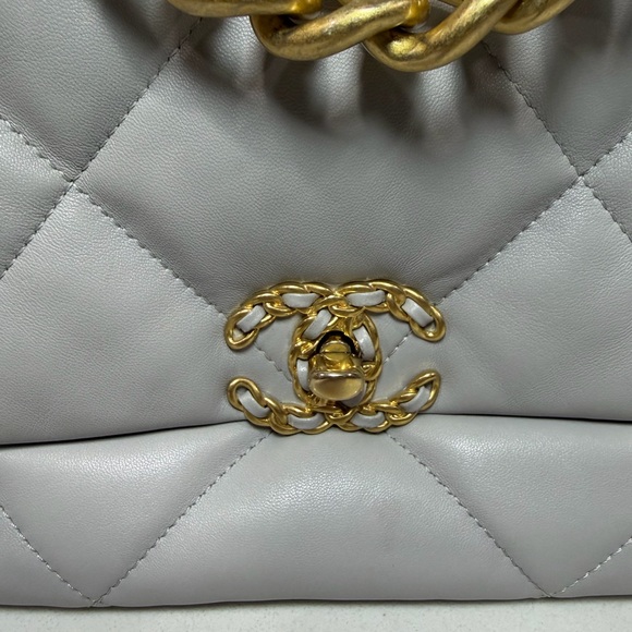 Chanel 19 Grey Two Tone Hardware Great Condition - Picture 2 of 11